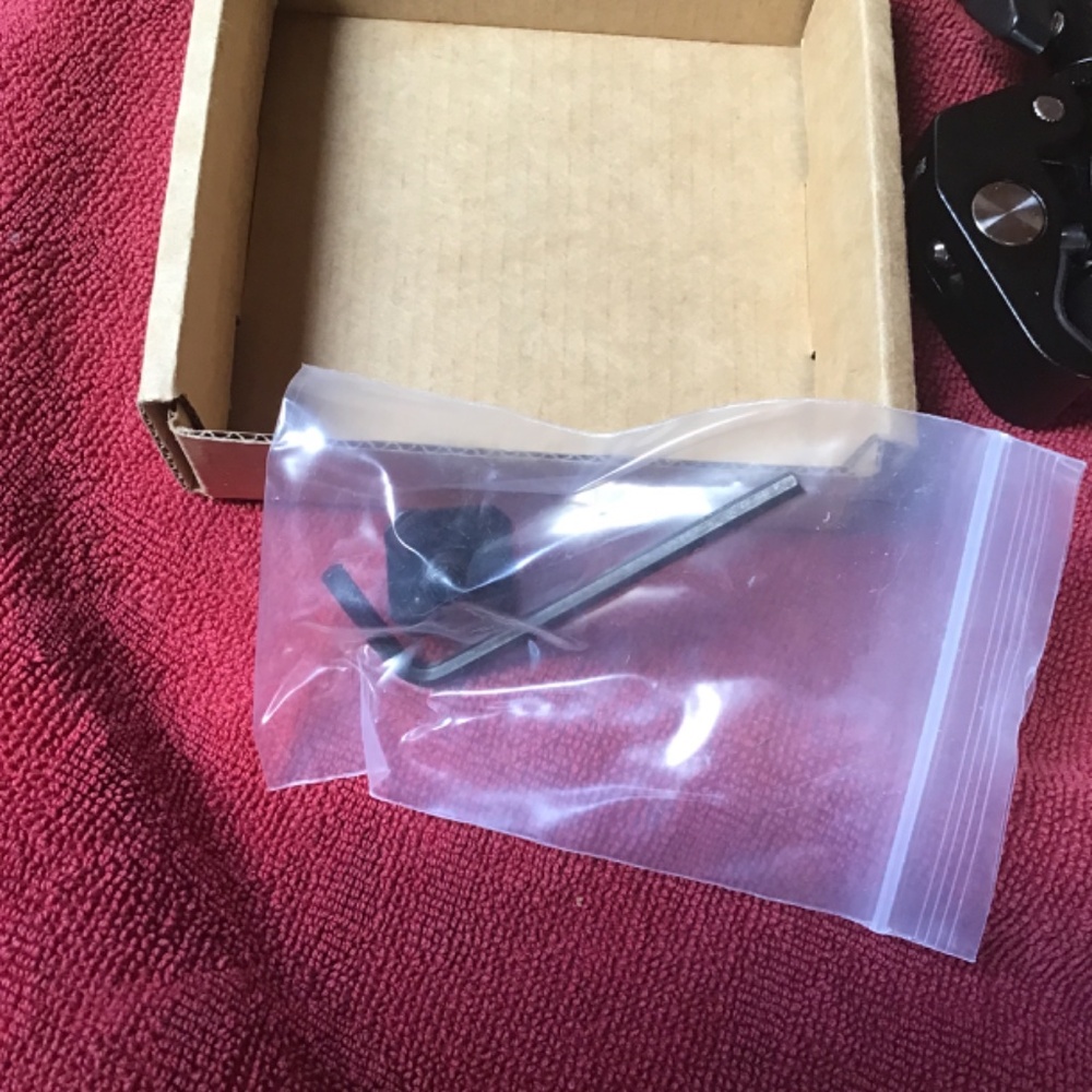 Camera Light Adapter - Picture 5 of 6